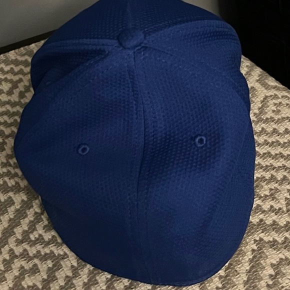 Under Armour cap - Picture 4 of 5